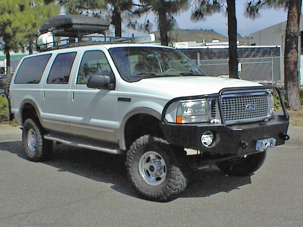Alluminatis Ford Excursion 1995-2005 Front Winch Bumper - Image 4